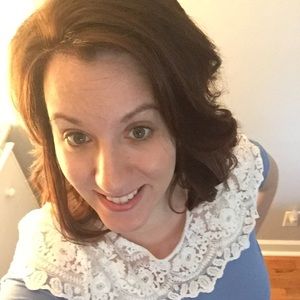 Meet your Posher, Dinah